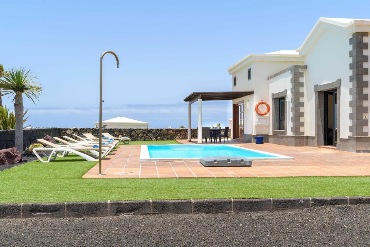 Villa Los Dragos ปลายาบลังกา ภายนอก รูปภาพ