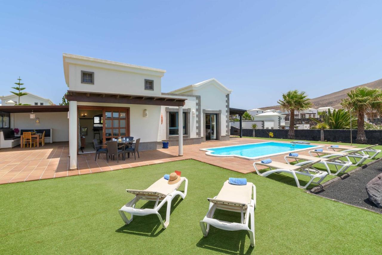 Villa Los Dragos ปลายาบลังกา ภายนอก รูปภาพ