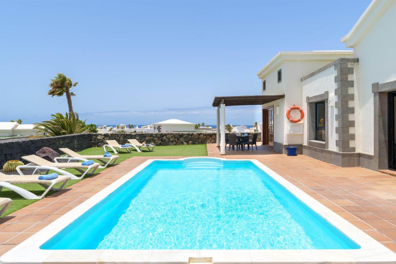 Villa Los Dragos ปลายาบลังกา ภายนอก รูปภาพ