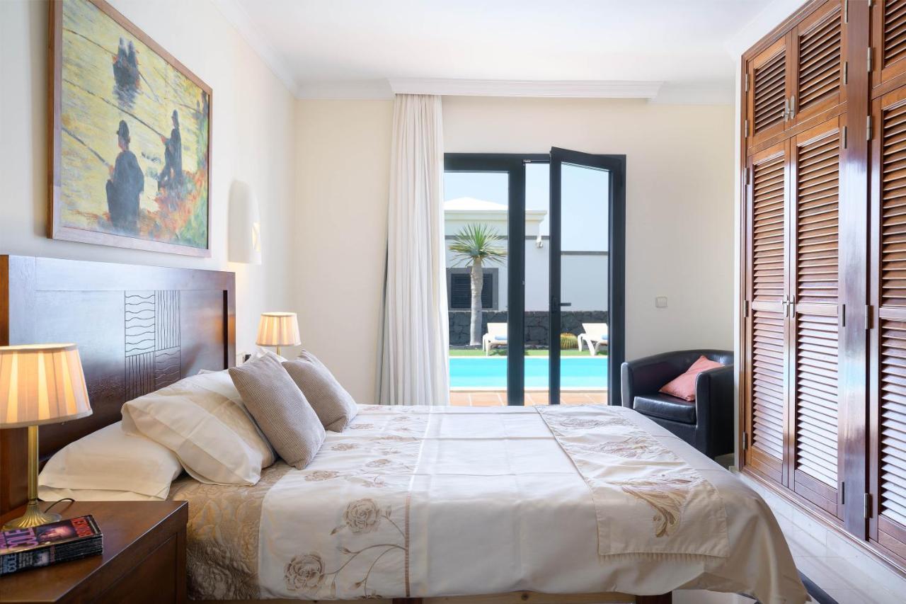 Villa Los Dragos ปลายาบลังกา ภายนอก รูปภาพ