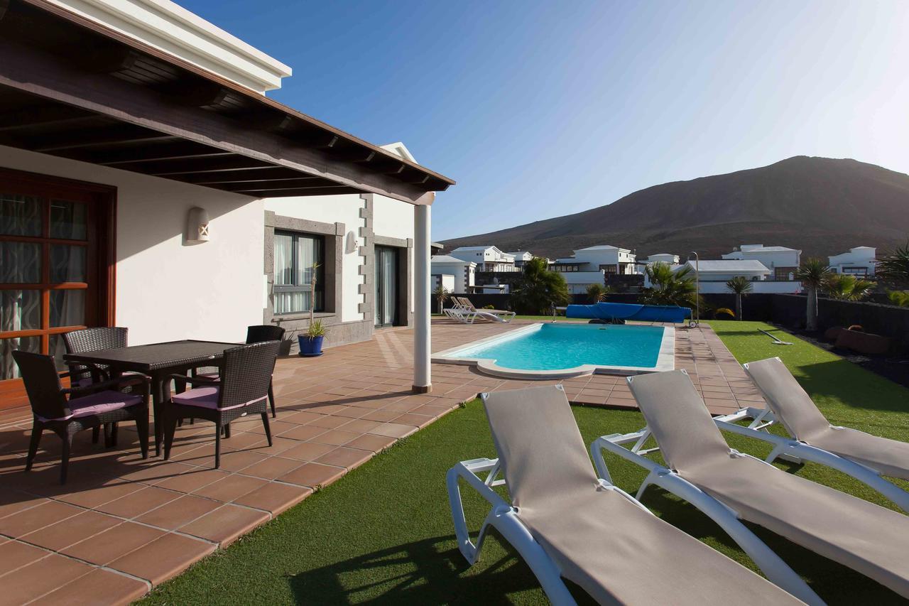 Villa Los Dragos ปลายาบลังกา ภายนอก รูปภาพ